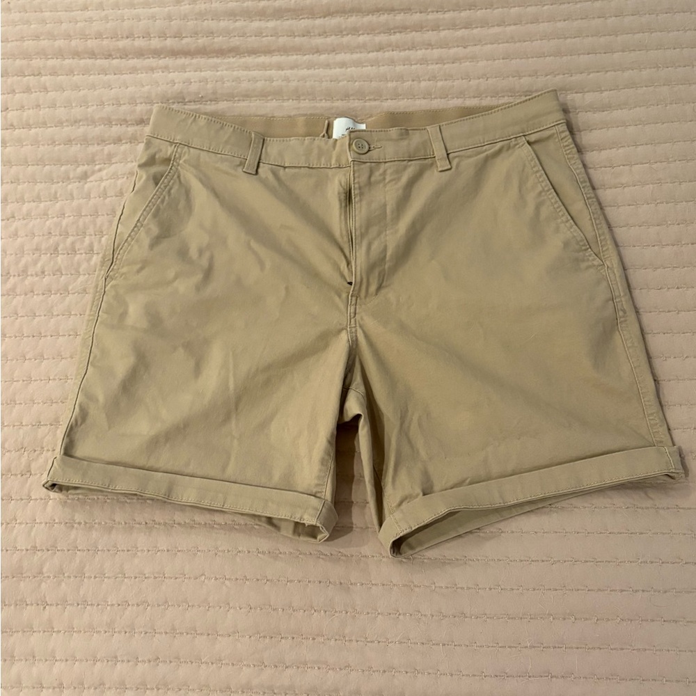 H&M Beige Regular Fit Large Shorts